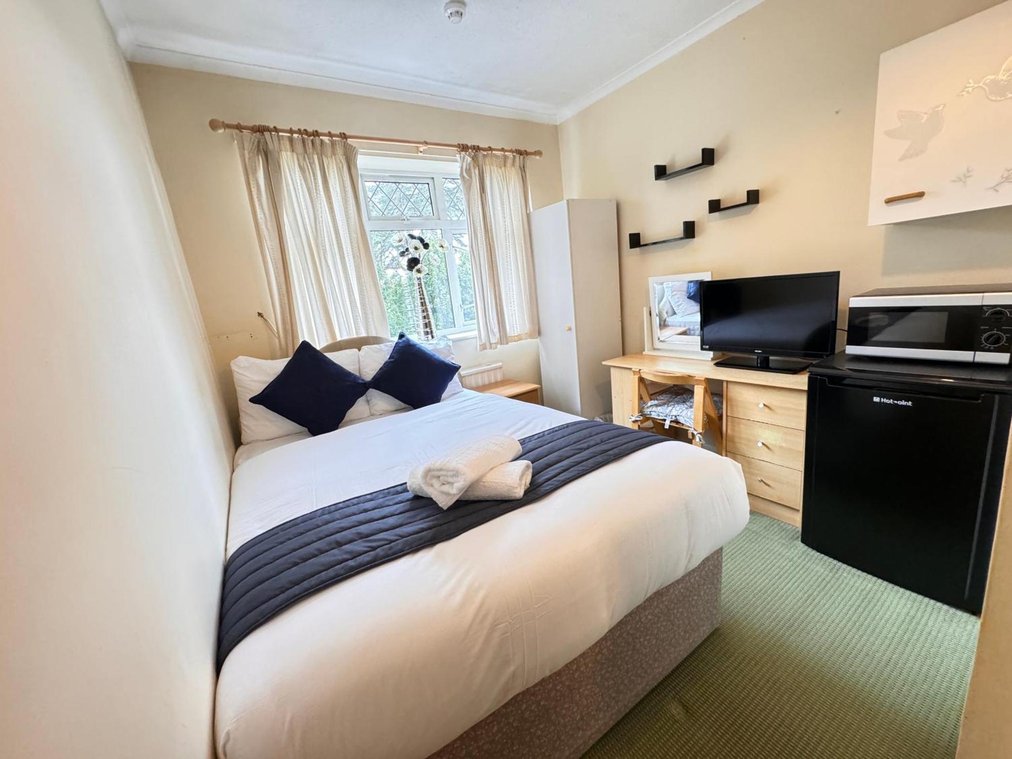 High Trees Guest House Gatwick Horley Kültér fotó