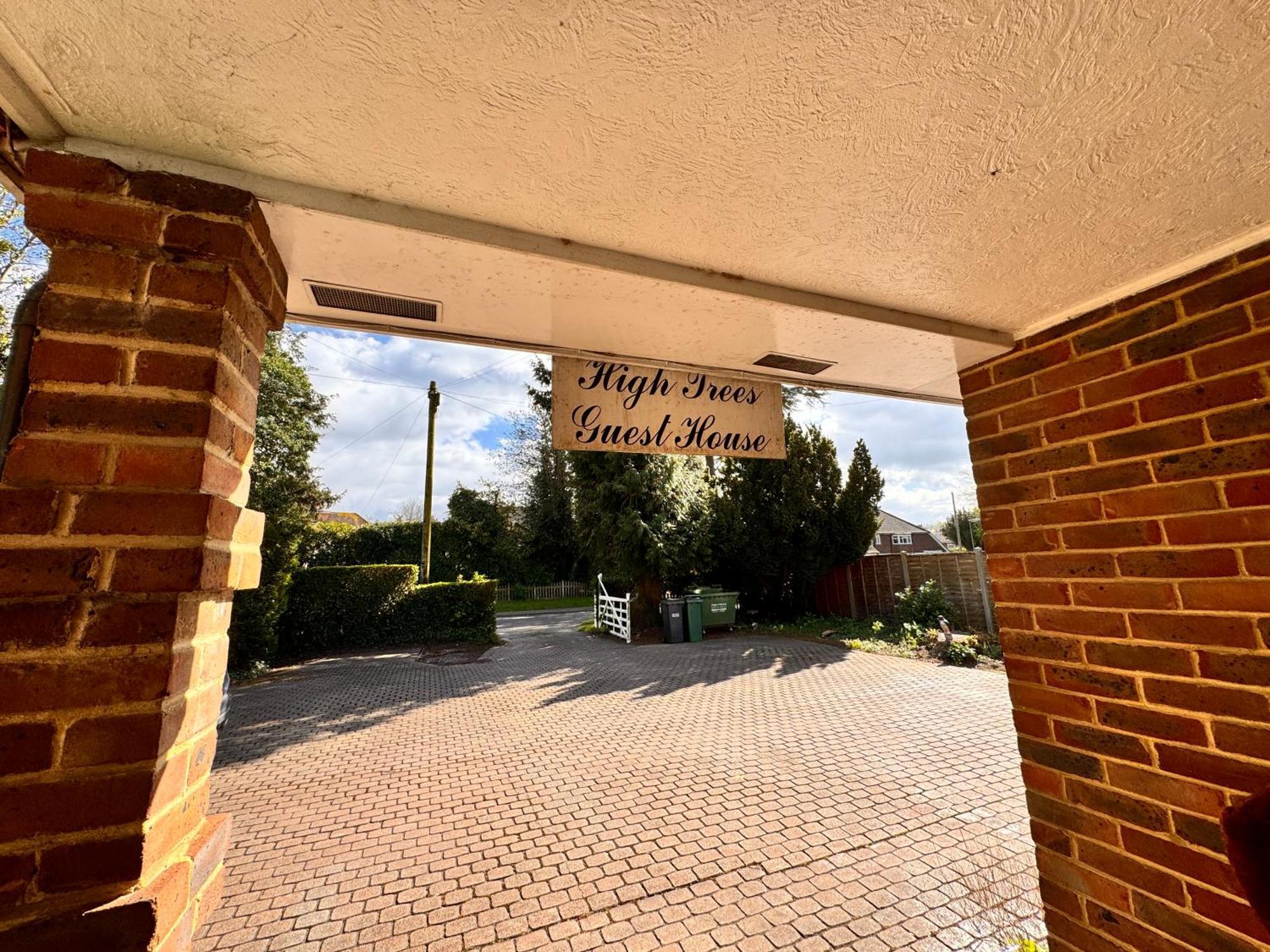 High Trees Guest House Gatwick Horley Kültér fotó