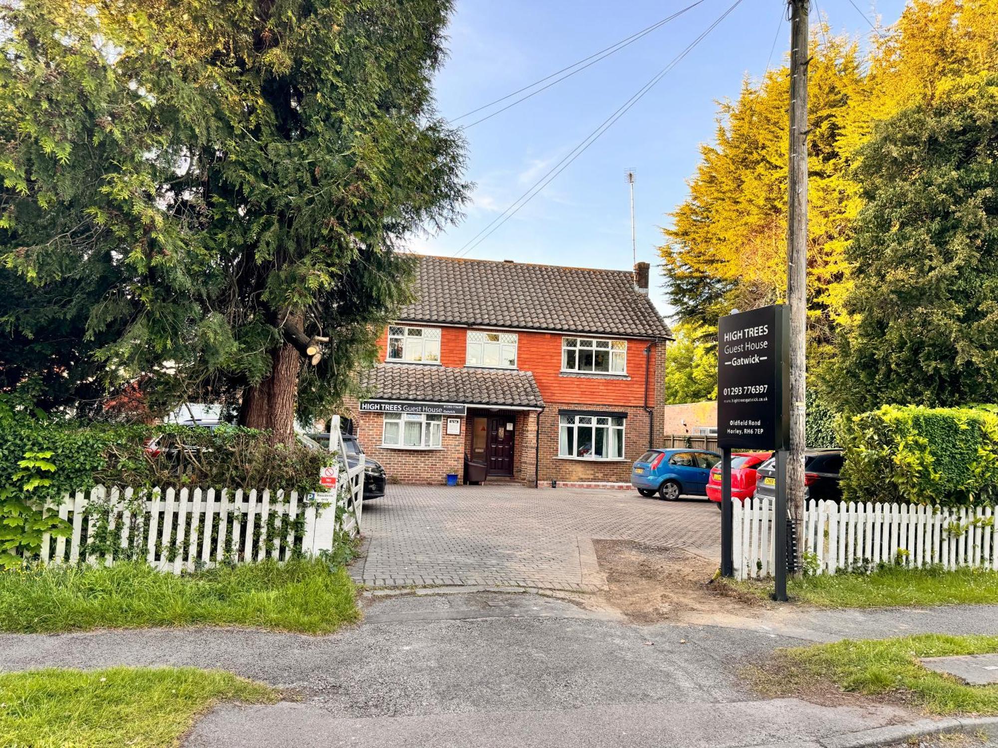 High Trees Guest House Gatwick Horley Kültér fotó