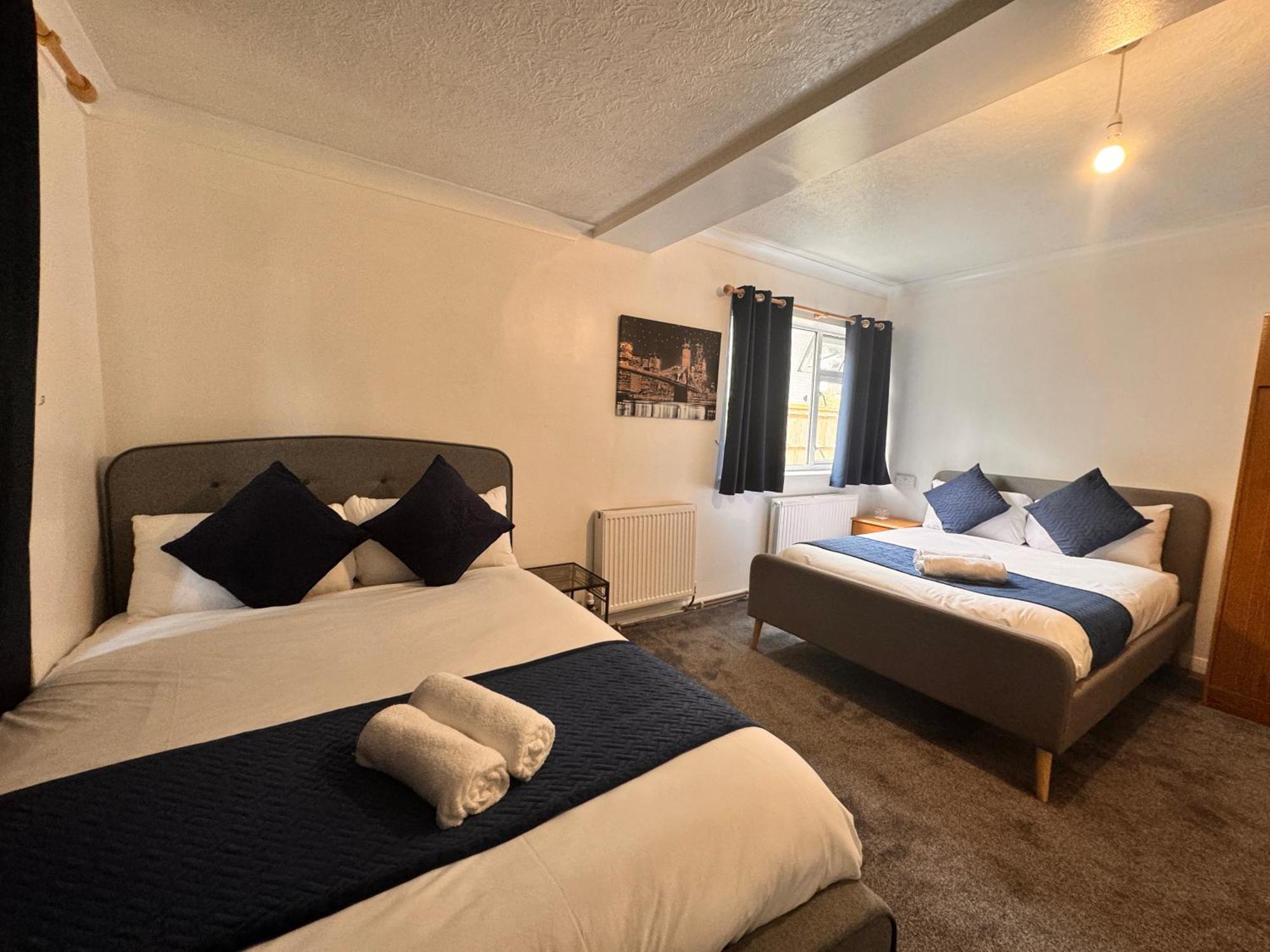 High Trees Guest House Gatwick Horley Kültér fotó