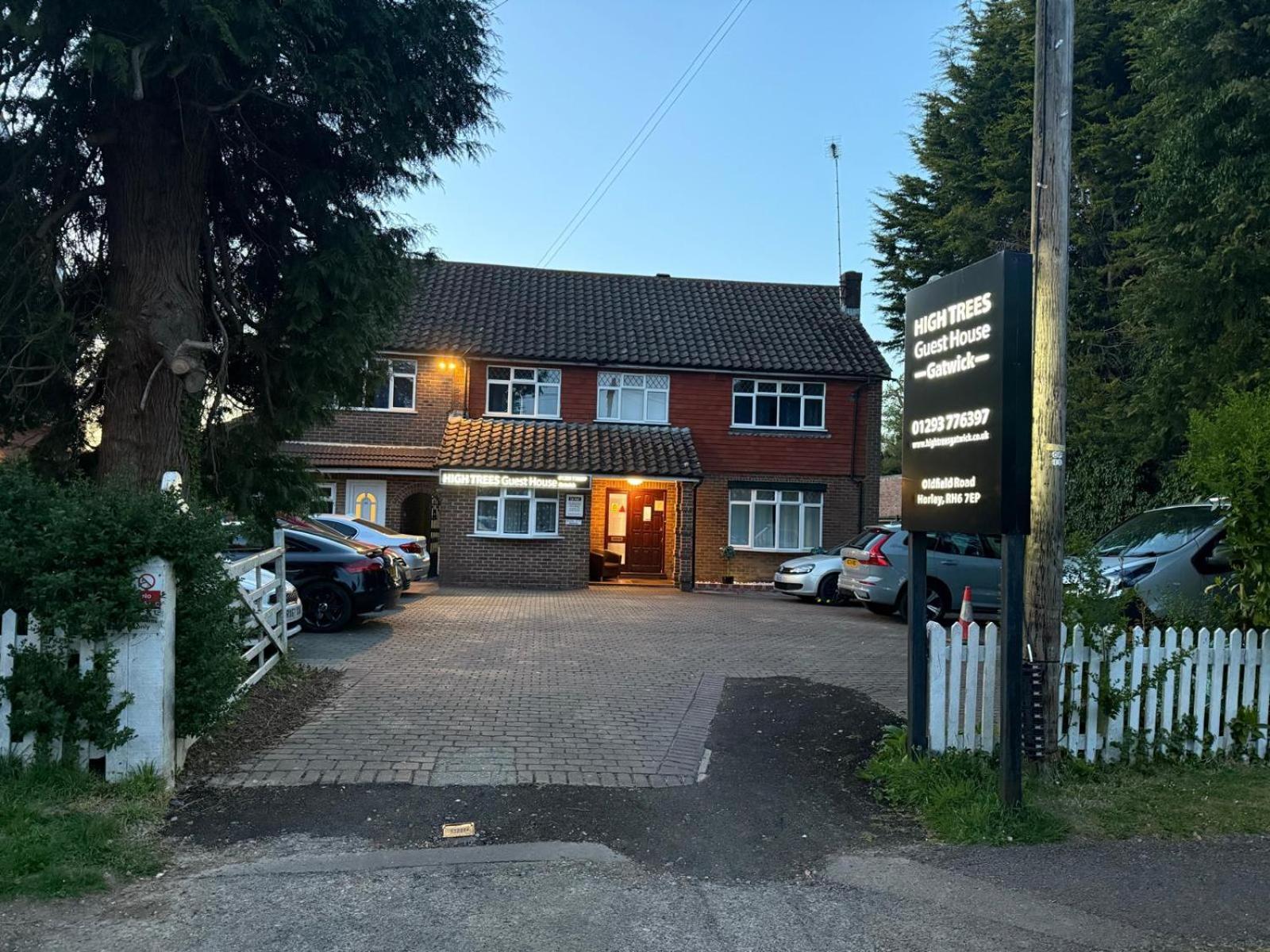 High Trees Guest House Gatwick Horley Kültér fotó